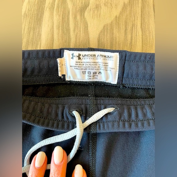 Under Armour pants - Picture 4 of 4